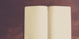 Η ξενομανία μας σκοτώνει τη γλώσσα μας