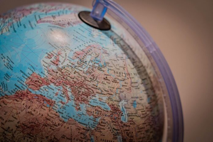 nejko-globe-5903067_1920